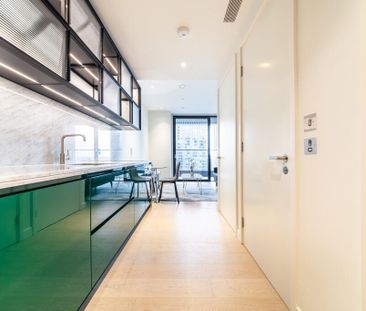 Studio Flat, Wardian, E14 - Photo 4