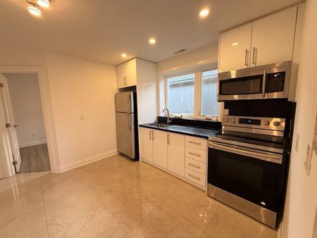 For Lease - 191 Rosethorn Avenue Unit# 2nd Floor, Toronto, Ontario - Photo 4