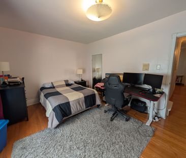 For Lease - 1038 Dovercourt Road Unit# Upper, Toronto, Ontario - Photo 4