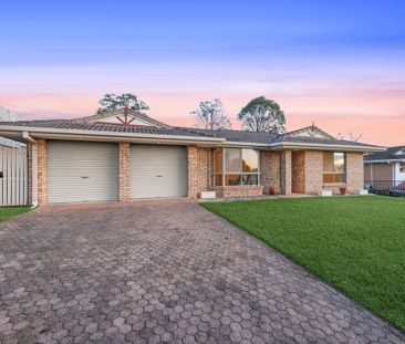 Leopard Tree Crescent, Sinnamon Park, QLD 4073 - Photo 2