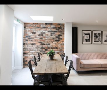 Room in a Shared House, Wellington Road, L15 - Photo 1