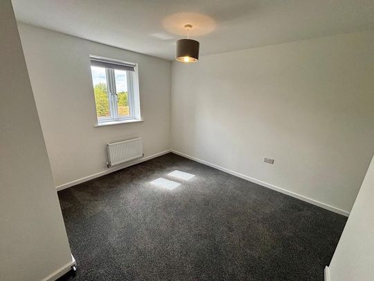 4 bedroom detached house to rent - Photo 1