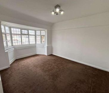 Stanway Road, Shirley, Solihull, B90 - Photo 2