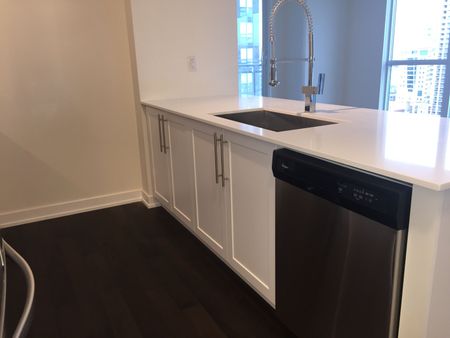 For Lease - 4011 Brickstone Mews Unit# 1705, Mississauga, Ontario - Photo 3