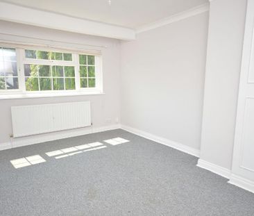 5 bedroom semi-detached house to rent - Photo 6