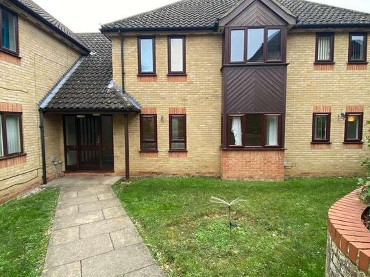 Yew Tree Court, Bury St Edmunds, IP33 - Photo 1