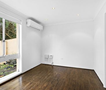 Three Bedroom Home - Photo 6