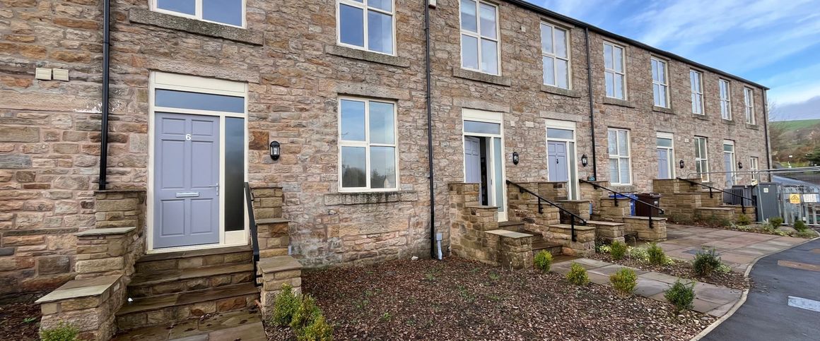 Newchurch In Pendle, Burnley - Photo 1