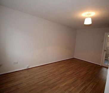 2 bedroom house to rent - Photo 1