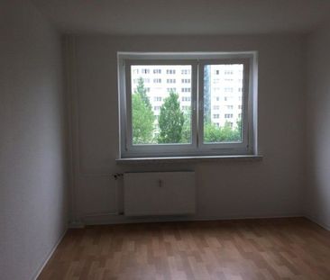 Großzügige 3 Zimmerwohnung mit Balkon! - Foto 1