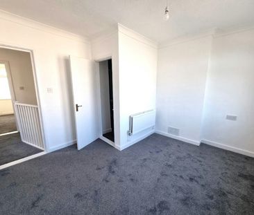 Flat to rent on - Photo 3