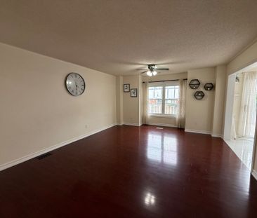 For Lease - 135 Ural Circle, Brampton, Ontario - Photo 5