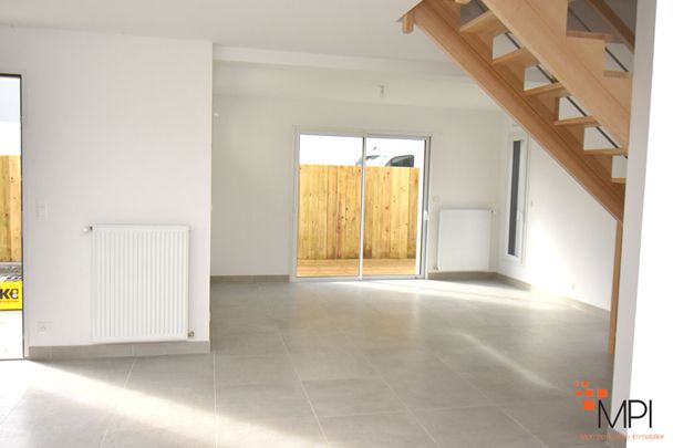 Location Maison 6 pièces 113m² - Photo 1