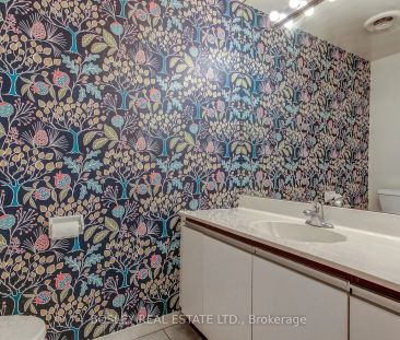 376 Berkeley Street #Upper - Photo 5