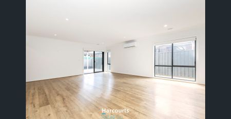 Spacious Family Home with Modern Comforts - Photo 4