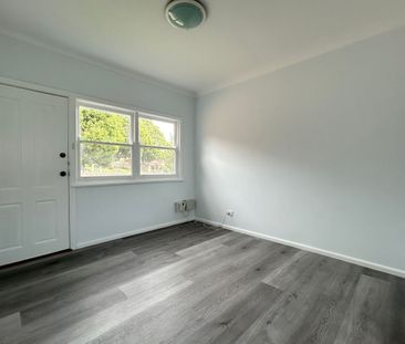 Stylish One-Bedroom Unit in Prime Coniston Location - Photo 4