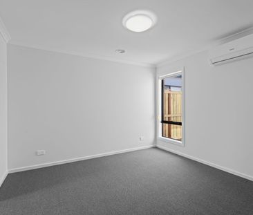 Brand New Modern & Spacious Family Home with Low-Maintenance Living - Photo 1