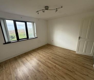 91 Rosgoill Park, Belfast, BT11 9QU - Photo 2