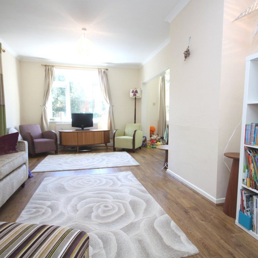 Brandram Road, London, SE13 - Photo 1