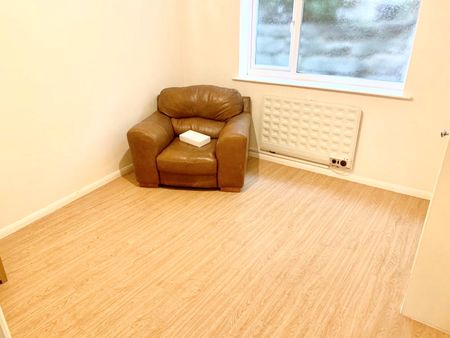 1 bedroom apartment to rent Worcester Road, Bromsgrove, Worcestershire, B61 - Photo 3