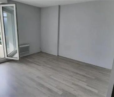 Location appartement 1 pièce - 20m² à Joue les tours (37300) - Photo 2