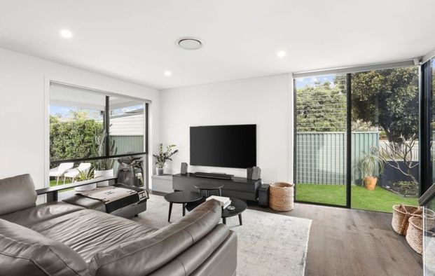 Modern Family Home - Photo 1