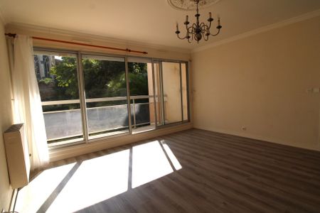 Location Appartement 2 pièces 52m² ST BRIEUC 22000 - Photo 2