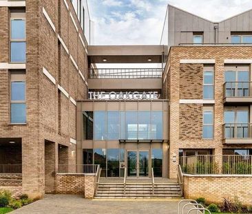 The Oakgate, Leatherhead, KT22 - Photo 1