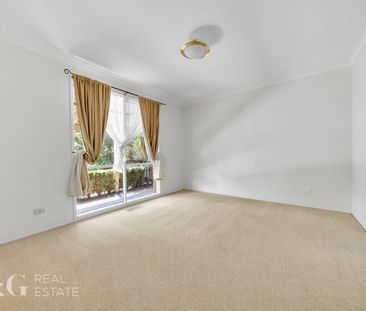 Home Sweet WOW: Your Family’s Perfect Fit Awaits! - Photo 3