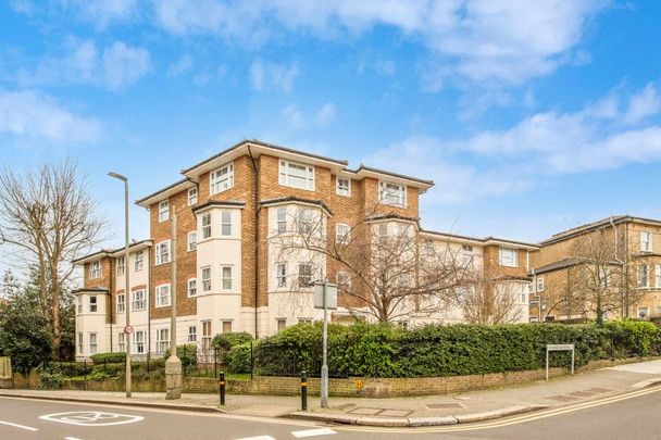 2 bedroom flat to rent - Photo 1