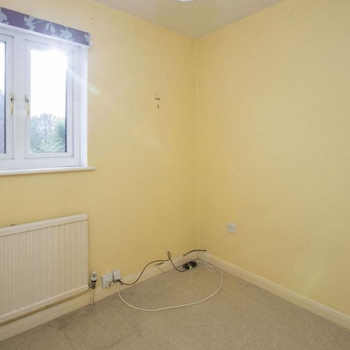 4 bedroom link detached house to rent - Photo 1