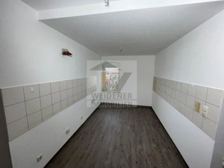 Neuer Bodenbelag, Wanne und Dusche! Schicke 3 Zimmer DG Wohnung - Foto 5