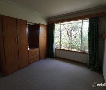 GREAT LOCATION ON LARGE ALLOTMENT - Photo 2