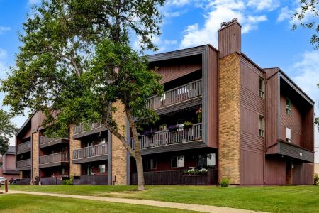 - 2 Bedroom at Pebble Ridge - Photo 4