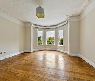 3 bedroom ground floor flat to rent - Photo 3