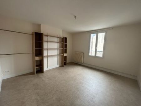Location Appartement 3 pièces 65m² - Photo 4