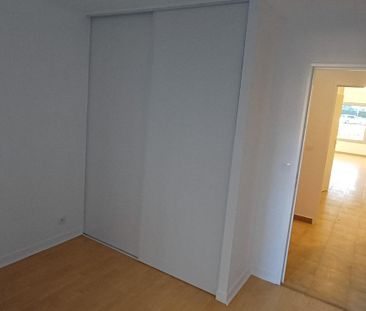 Location Appartement 3 pièces 57m² LE CANNET 06110 - Photo 4