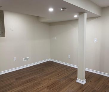 For Lease - 2489 Felhaber Crescent Unit# Basment, Oakville, Ontario - Photo 3
