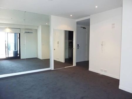 Modern Studio Living in the Heart of South Yarra - Photo 2