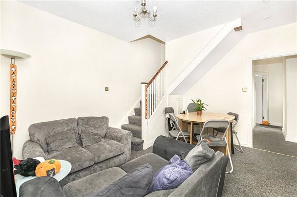 Alexandra Road, Englefield Green, Egham, Surrey, TW20 0RR - Photo 1