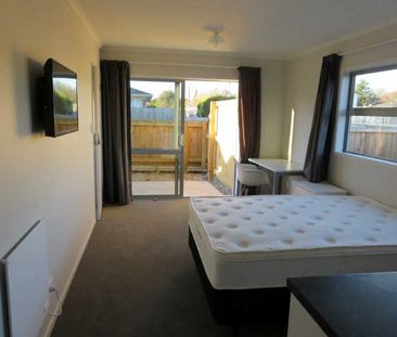 Fully furnished studio units are now ready for discerning tenants. - Photo 1