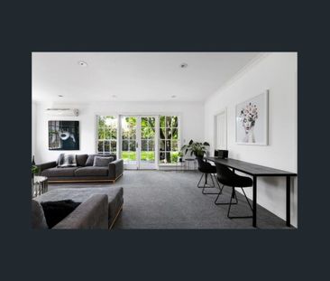 ABSOLUTE STYLE & SOPHISTICATION - Photo 3