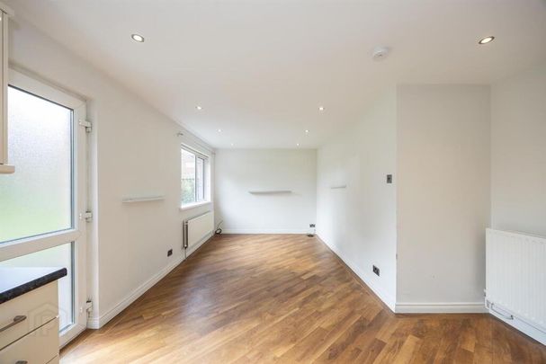 20 Dorchester Gardens, Newtownabbey, BT36 5JJ - Photo 1