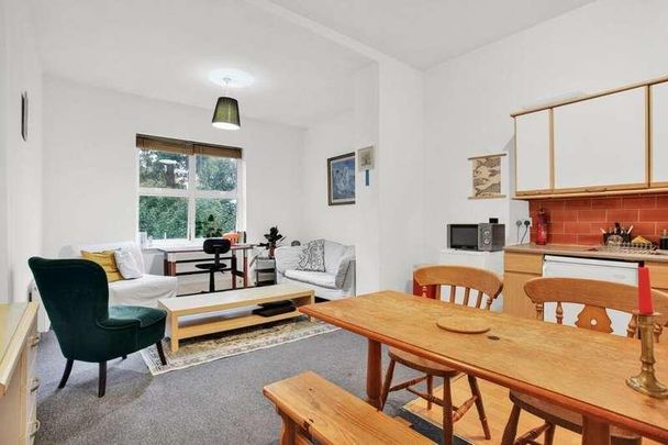 Camden Road, Islington, N7 - Photo 1