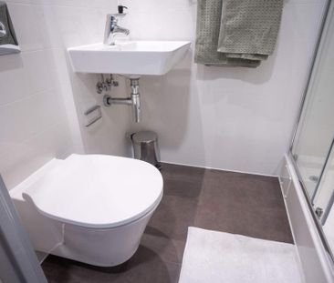 1 bedroom private hall to rent - Photo 1