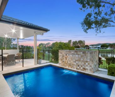 LAKEFRONT LOCATION + POOL + 3 BEDROOMS + STUDY AREA + FORTNIGHTLY L... - Photo 1