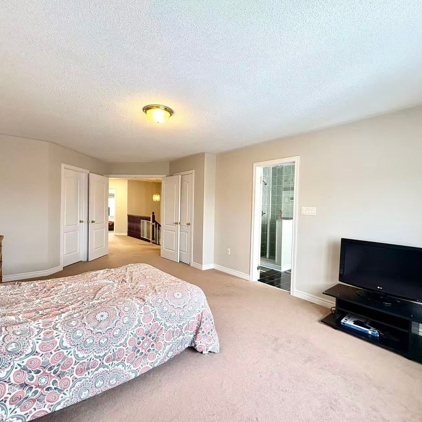 For Lease - 8 Townwood Drive Unit# 62, Richmond Hill, Ontario - Photo 1