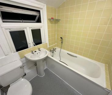 1 bedroom property to rent - Photo 2