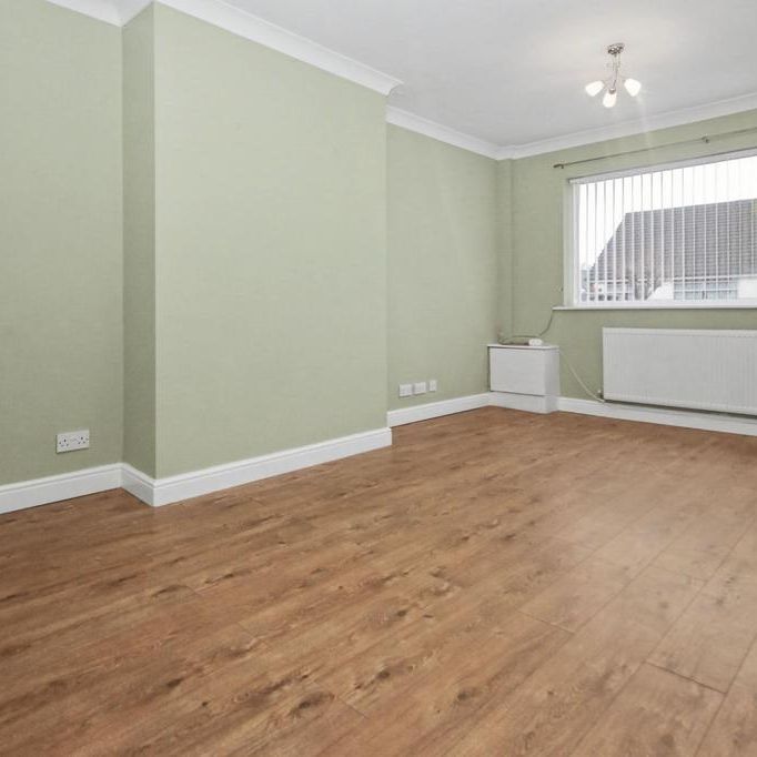 2 bedroom semi-detached bungalow to rent - Photo 1