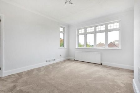 5 bedroom semi-detached house to rent - Photo 3